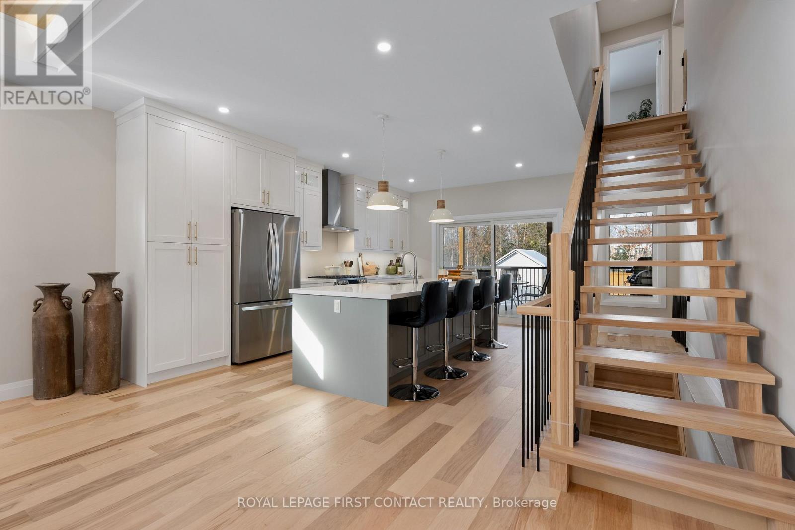 18 Lakeview Road, Oro-Medonte, Ontario  L0L 2E0 - Photo 22 - S12657214