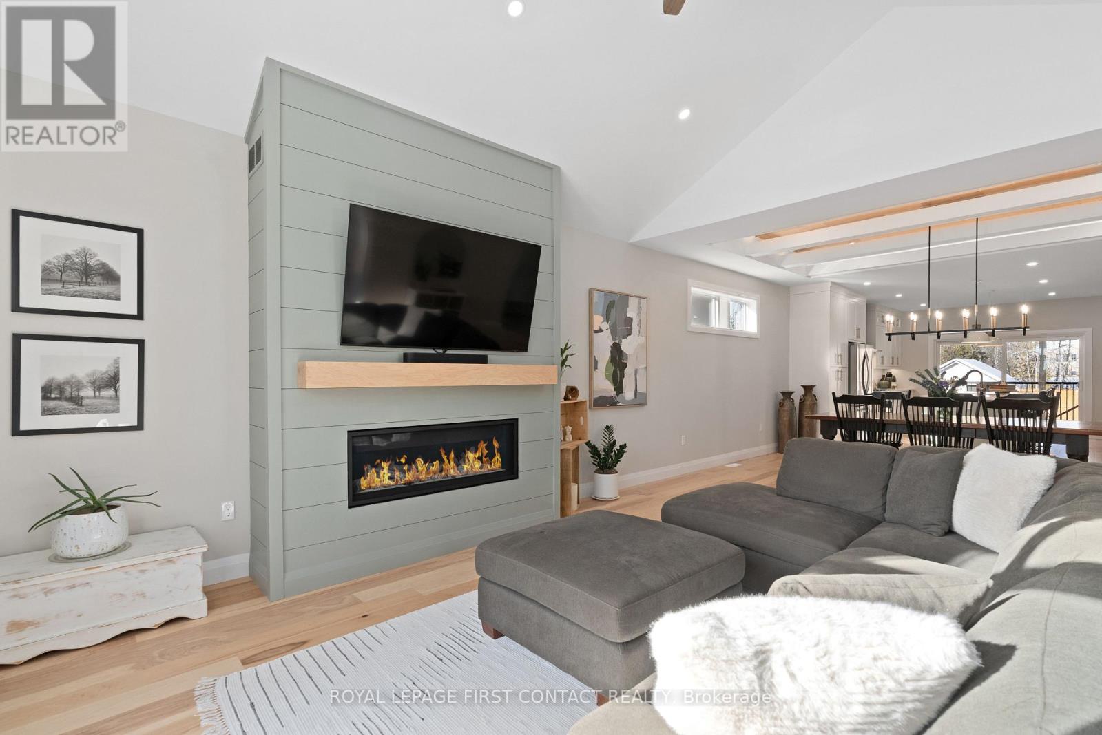 18 Lakeview Road, Oro-Medonte, Ontario  L0L 2E0 - Photo 7 - S12657214