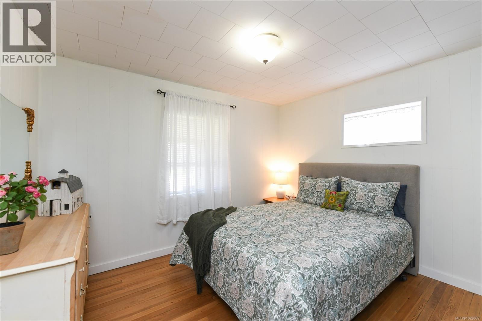 655 11th St, Courtenay, British Columbia  V9N 1S9 - Photo 11 - 1029037