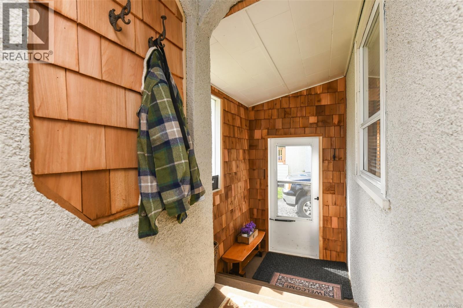 655 11th St, Courtenay, British Columbia  V9N 1S9 - Photo 30 - 1029037