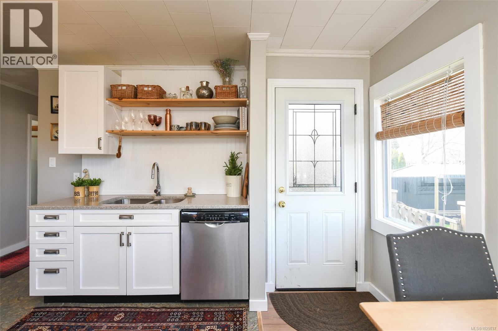 655 11th St, Courtenay, British Columbia  V9N 1S9 - Photo 38 - 1029037