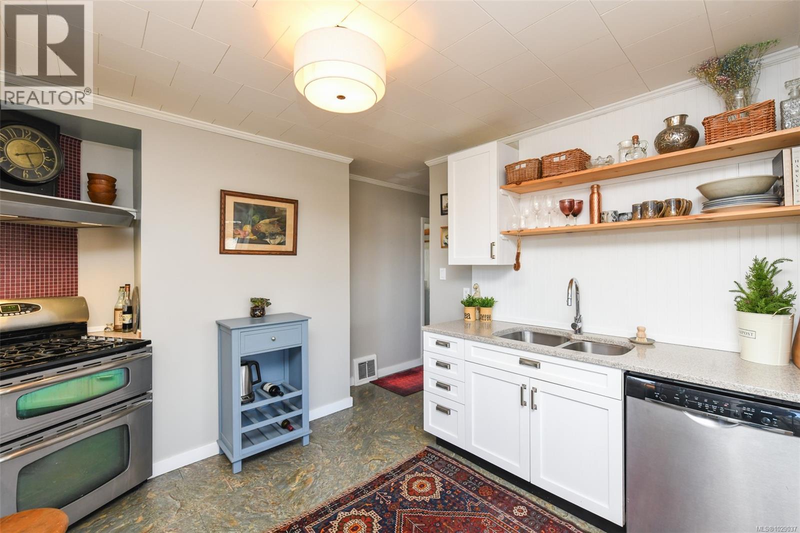 655 11th St, Courtenay, British Columbia  V9N 1S9 - Photo 40 - 1029037