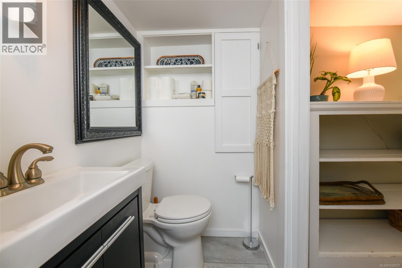 655 11th St, Courtenay, British Columbia  V9N 1S9 - Photo 53 - 1029037