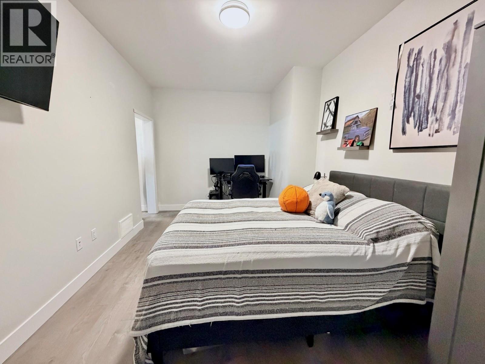 240 Forestbrook Drive Unit# 105, Penticton, British Columbia  V2A 2E3 - Photo 11 - 10379647