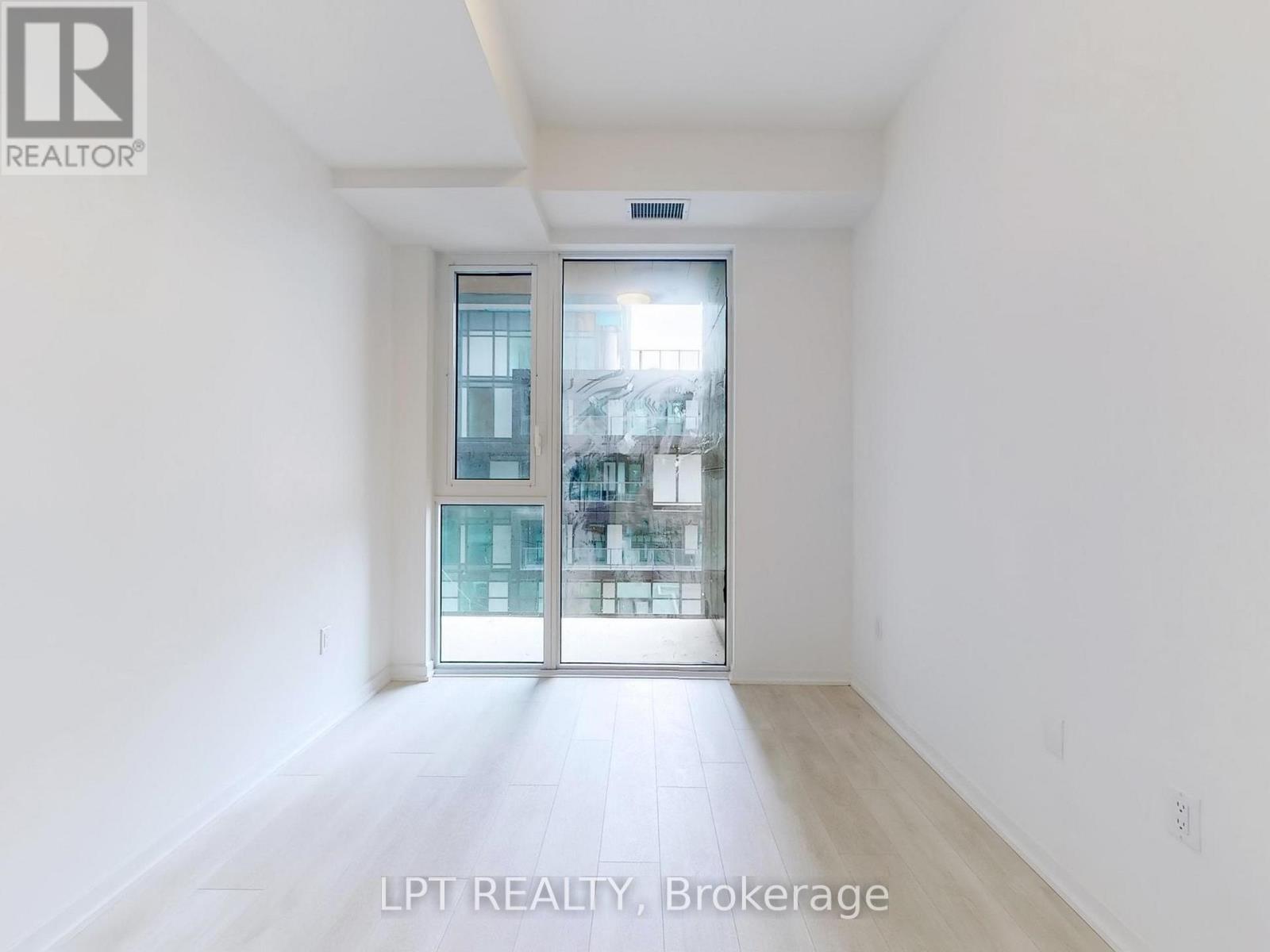 501a - 1285 Dupont Street, Toronto, Ontario  M6H 0E5 - Photo 12 - W12889458