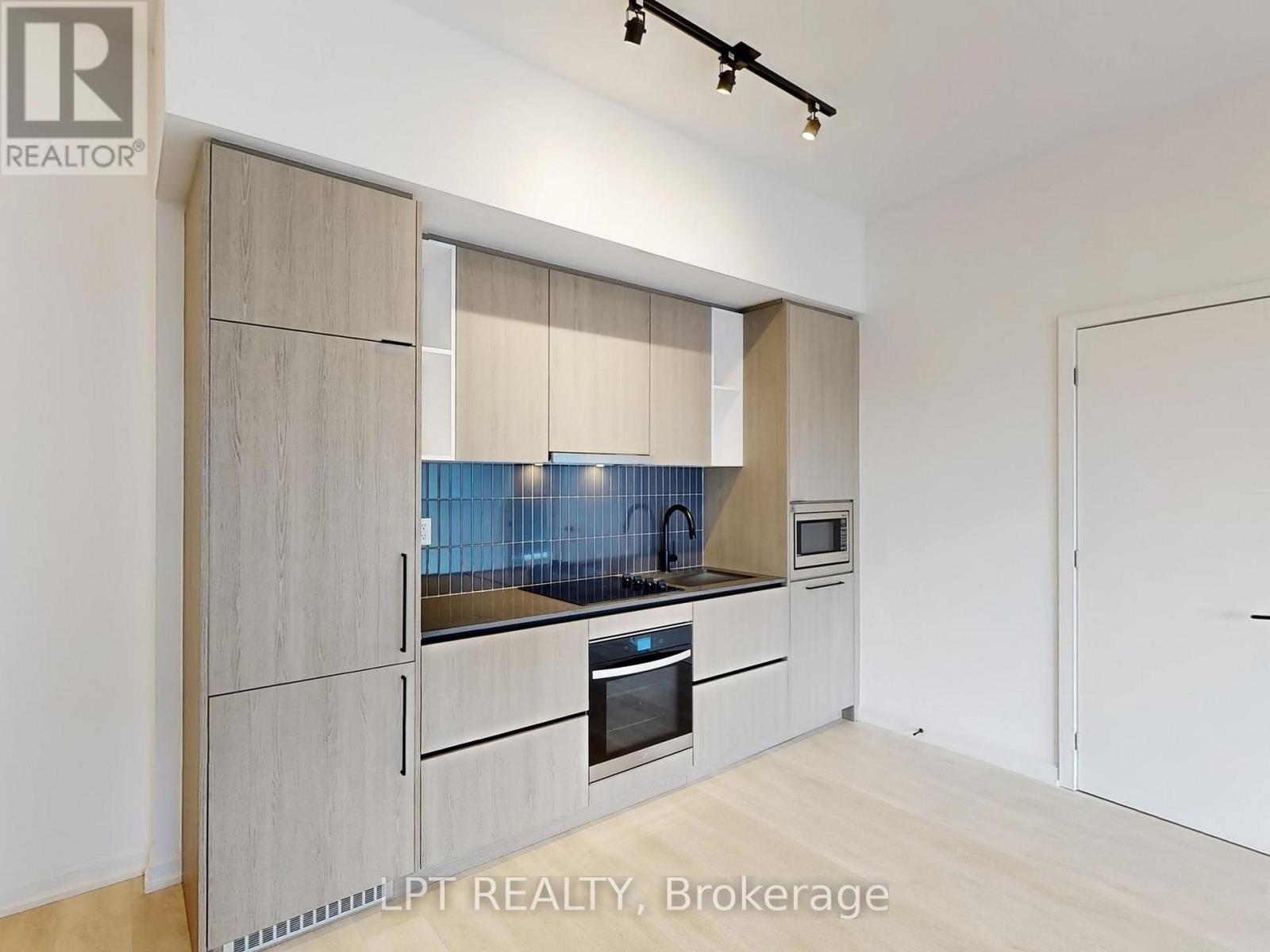 501a - 1285 Dupont Street, Toronto, Ontario  M6H 0E5 - Photo 9 - W12889458