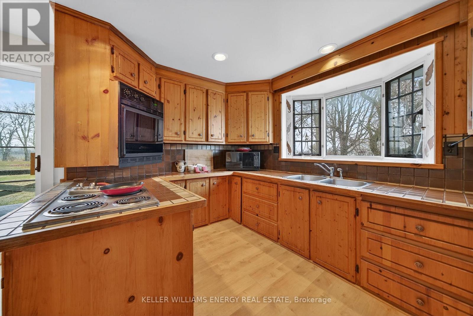 419 County Rd 25 Road, Prince Edward County, Ontario  K0K 2T0 - Photo 10 - X12886934