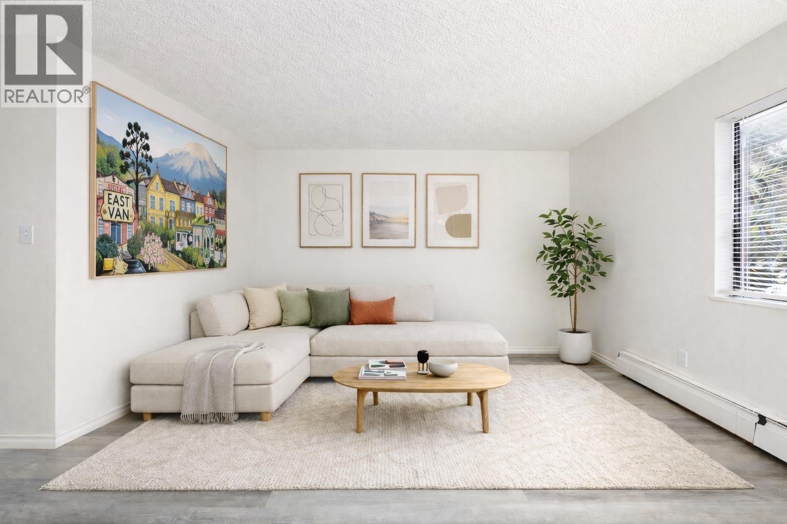 215 830 E 7TH AVENUE, Vancouver, British Columbia