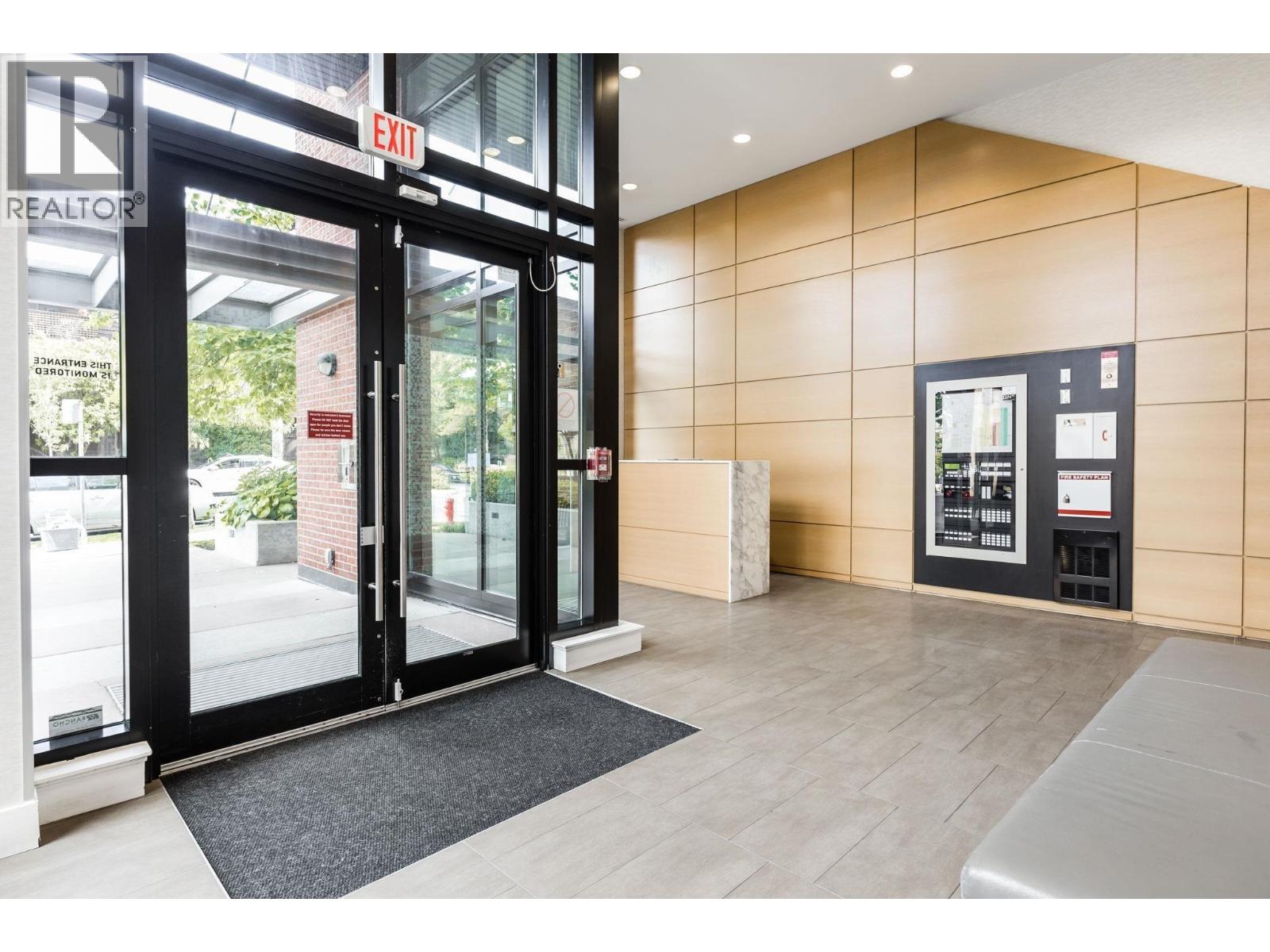 302 2321 Scotia Street, Vancouver, British Columbia V5T 0A8 - Photo 3 - R3100211