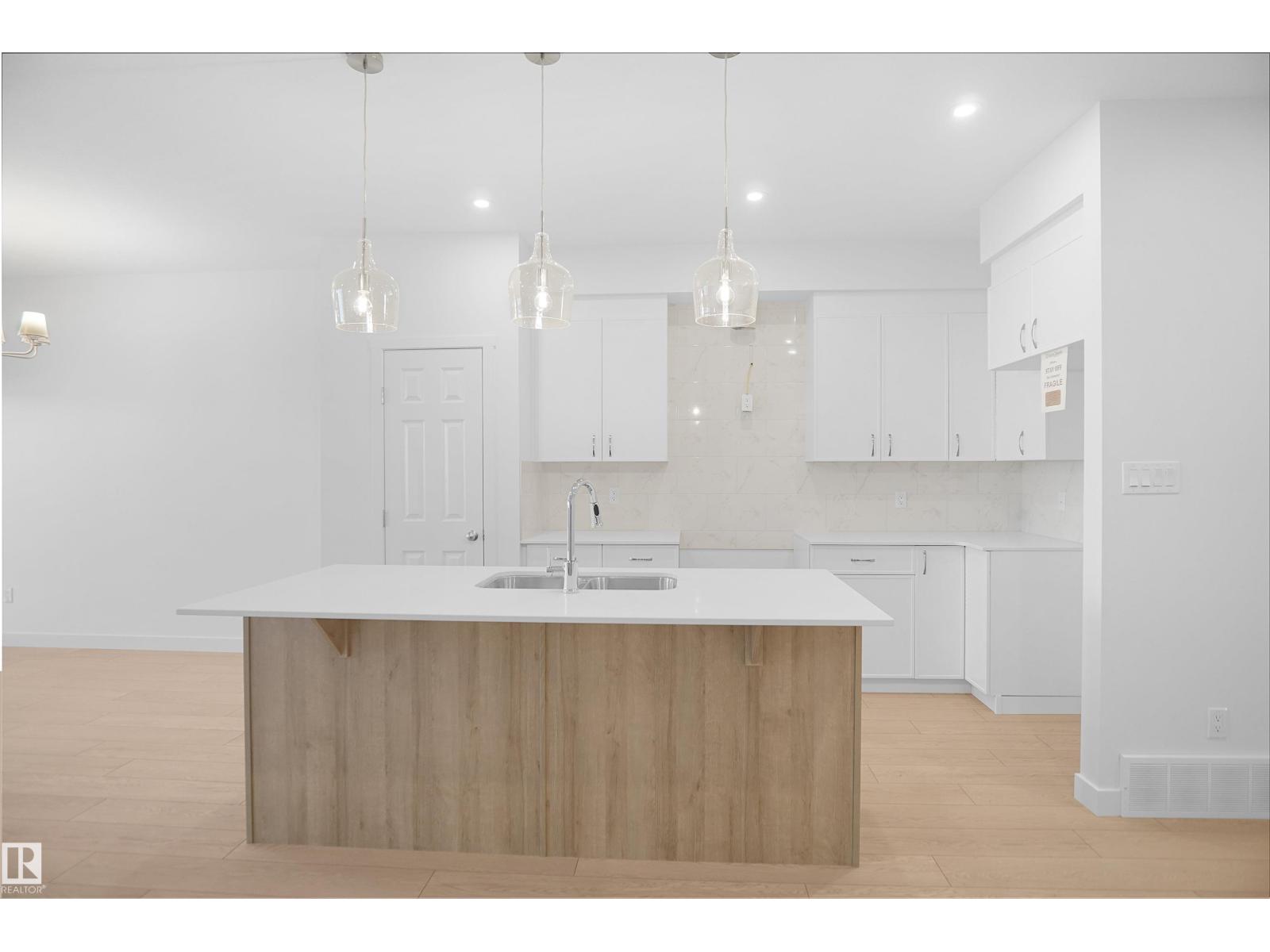 8504 183 Av Nw, Edmonton, Alberta  T5Z 0L5 - Photo 5 - E4471614