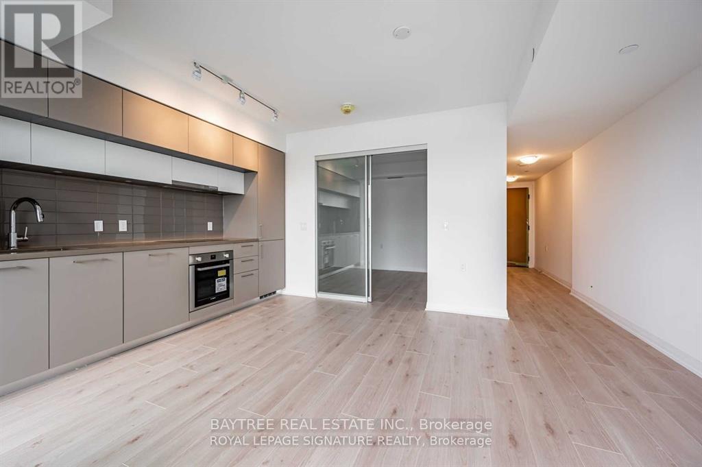 706 - 99 Foxbar Road, Toronto, Ontario  M4V 0B2 - Photo 5 - C12889528