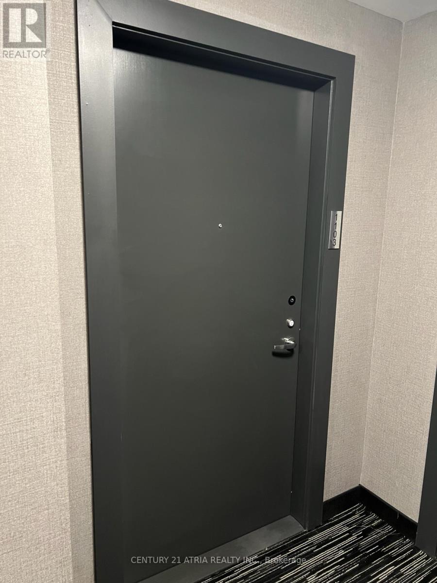 1103 - 286 Main Street, Toronto, Ontario  M4C 0B3 - Photo 2 - E12889482