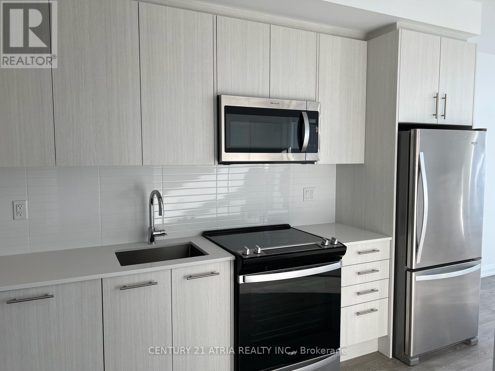 1103 - 286 Main Street, Toronto, Ontario  M4C 0B3 - Photo 3 - E12889482