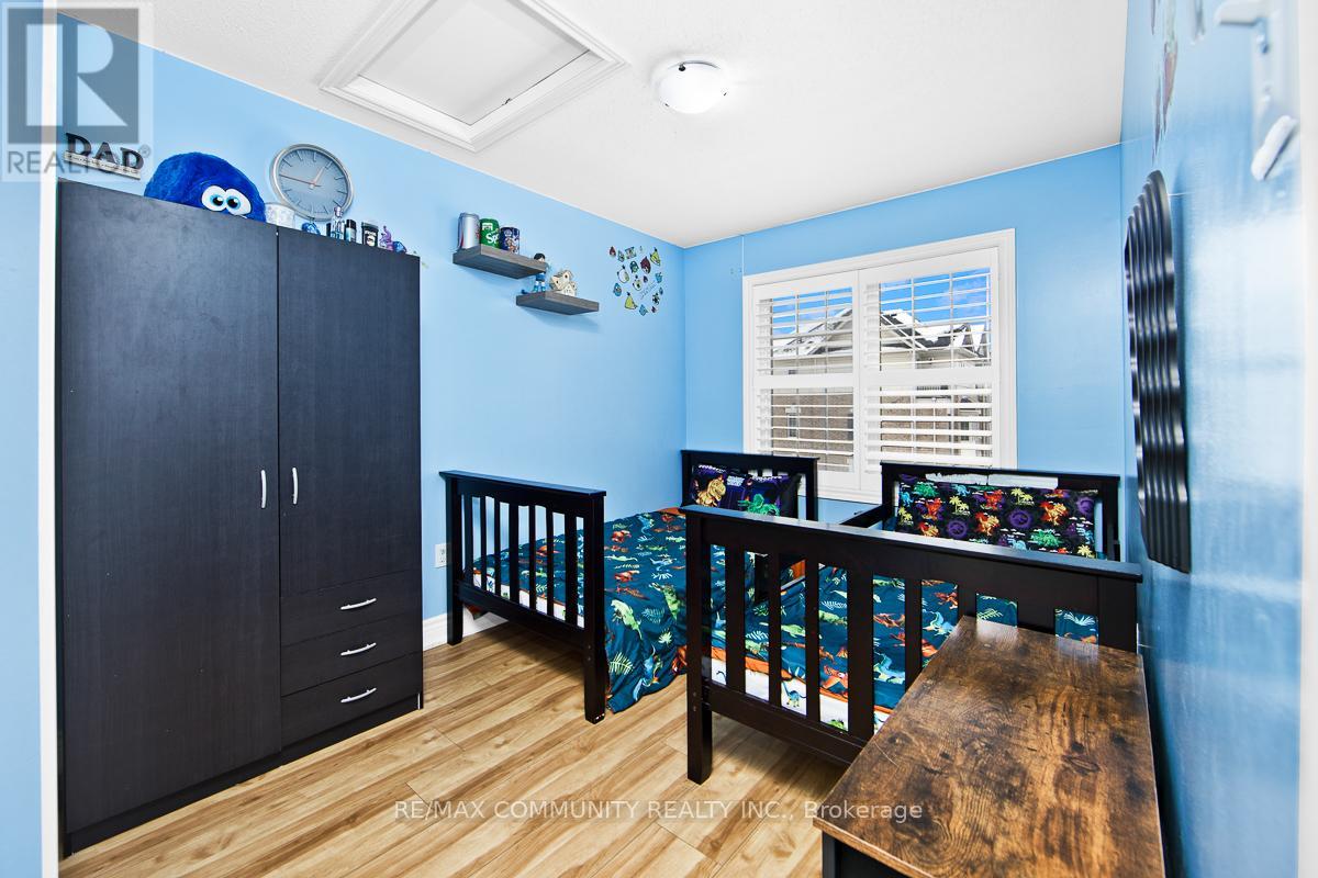 2462 Bromus Path, Oshawa, Ontario  L1L 0K6 - Photo 16 - E12889496