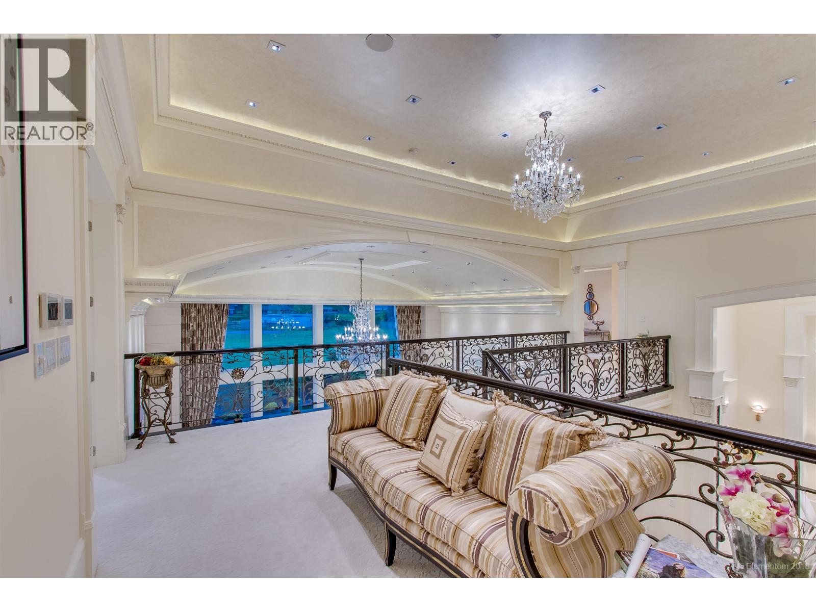 Listing Picture 18 of 34 : 7531 SUNNYBANK AVENUE, Richmond / 烈治文 - 魯藝地產 Yvonne Lu Group - MLS Medallion Club Member