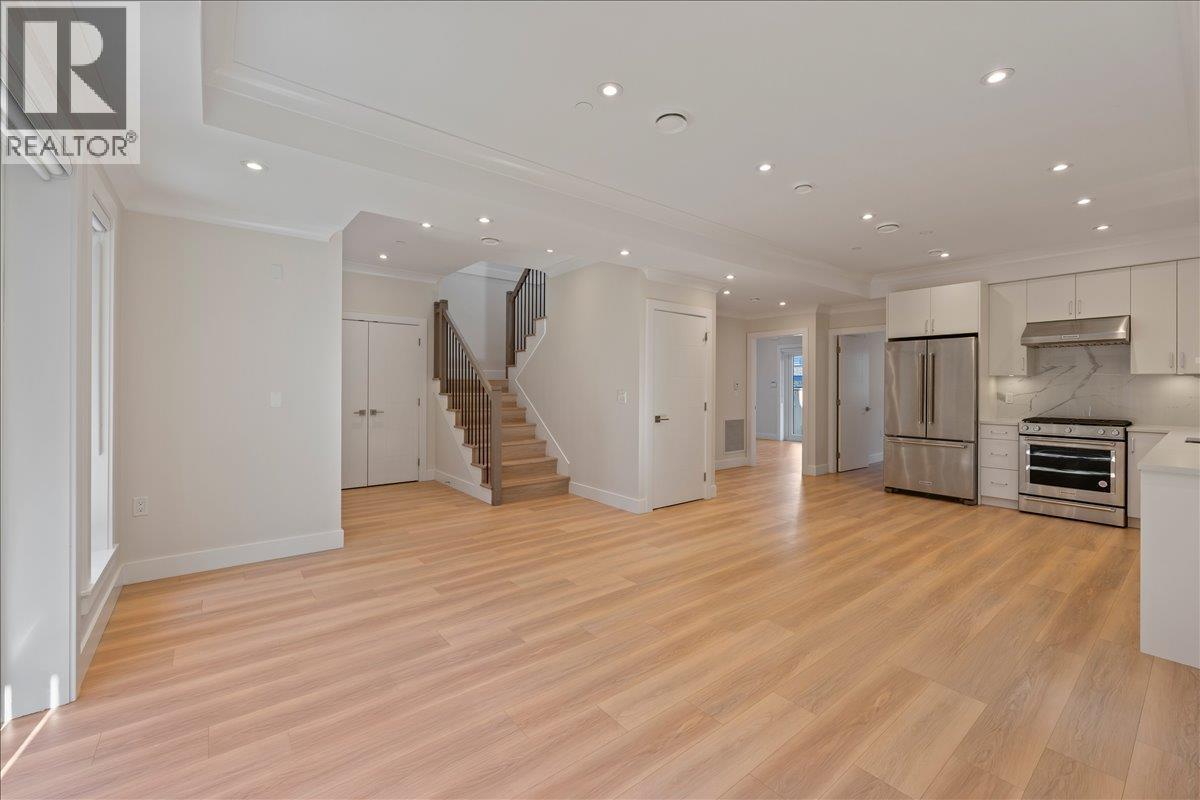 4852 Slocan Street, Vancouver, British Columbia  V5R 2A3 - Photo 5 - R3100357