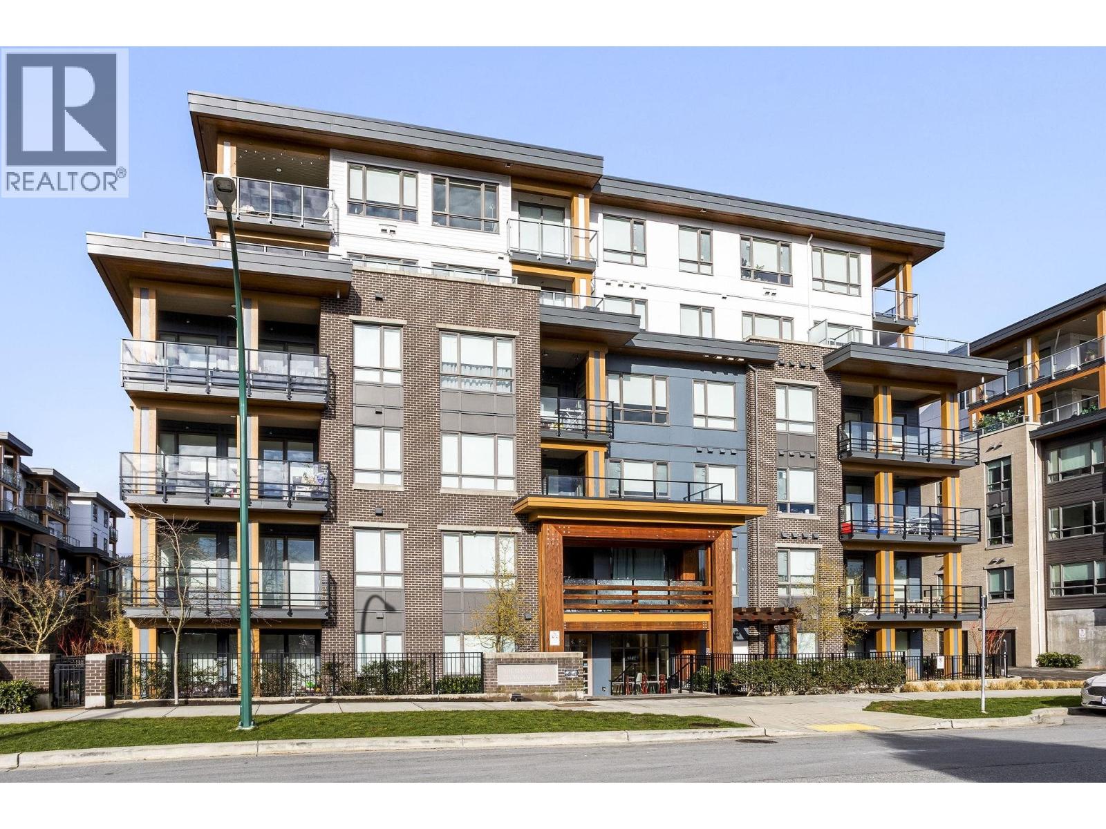 612 735 Anskar Court, Coquitlam, British Columbia  V3J 0L7 - Photo 2 - R3090632