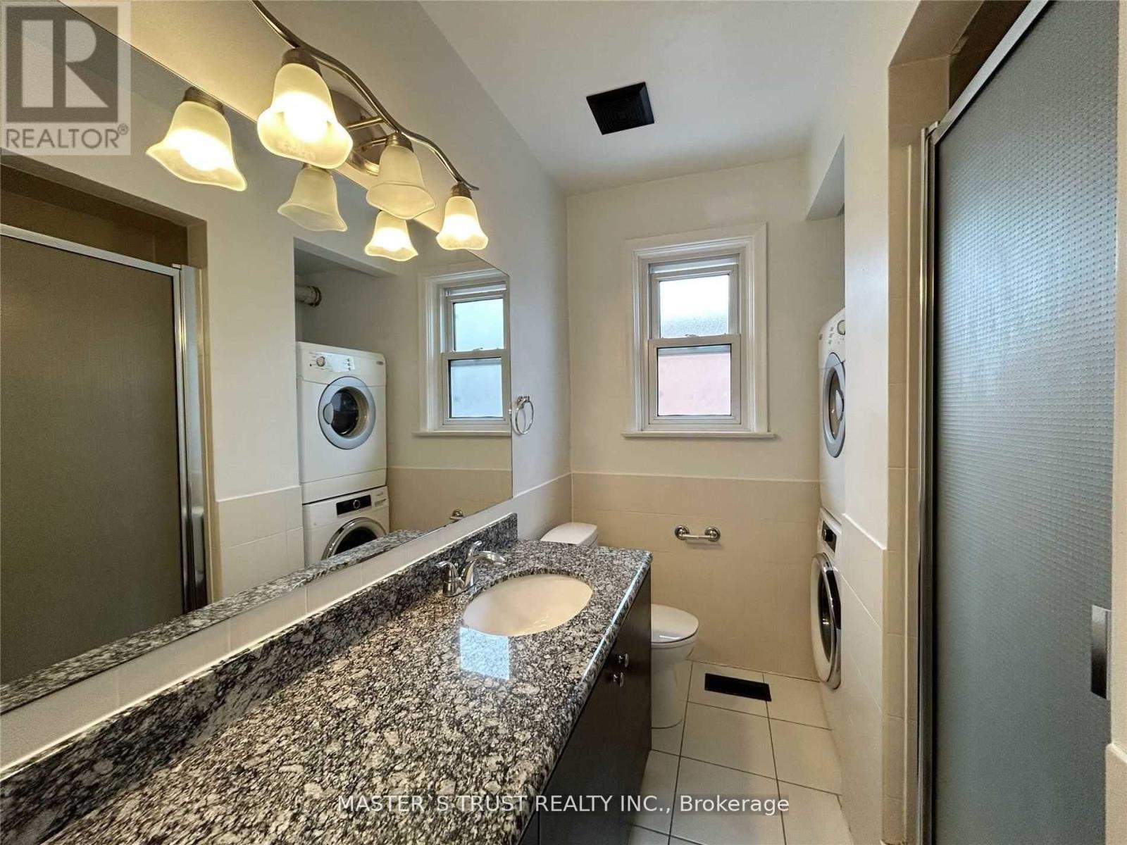 308 Skopit Road, Richmond Hill, Ontario  L4C 2Y8 - Photo 11 - N12889536