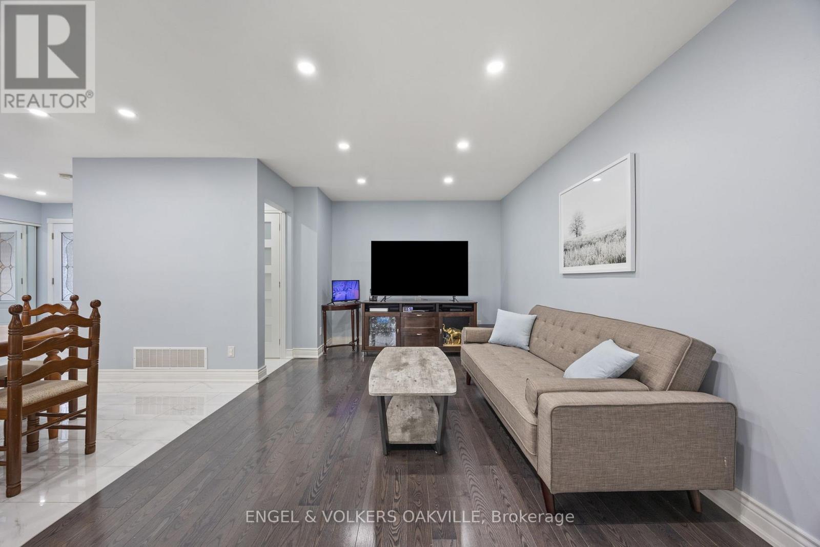 10 Crieff Avenue, Vaughan, Ontario  L6A 2B6 - Photo 10 - N12889558