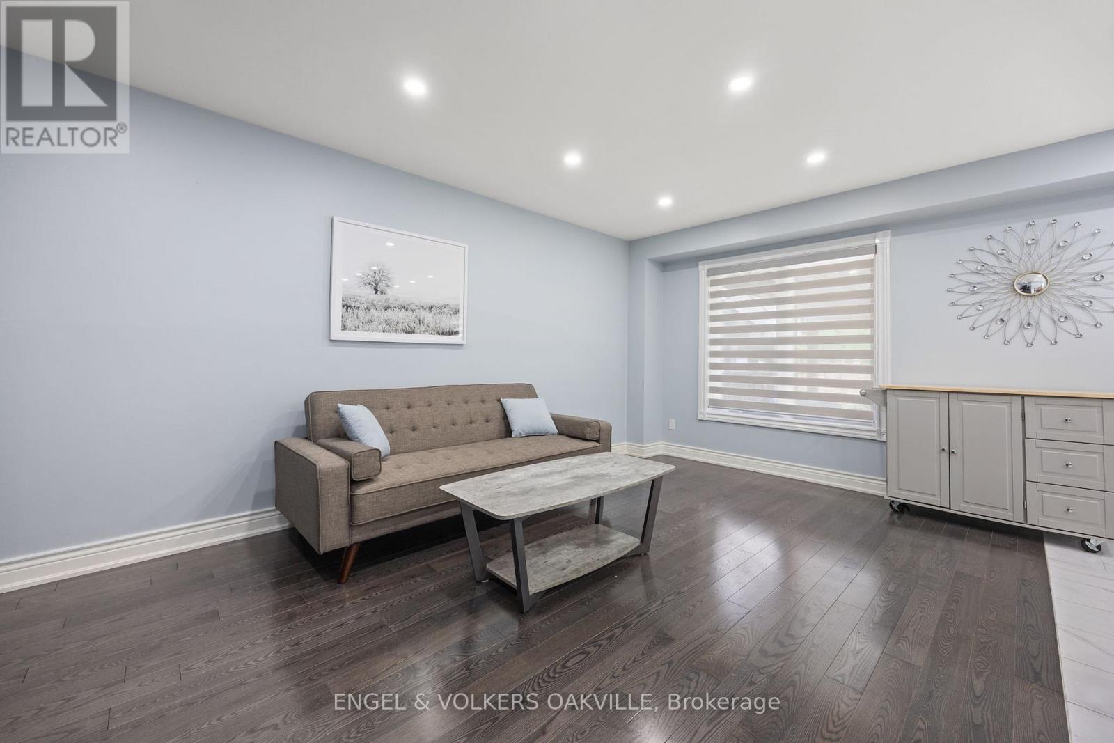 10 Crieff Avenue, Vaughan, Ontario  L6A 2B6 - Photo 15 - N12889558