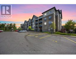 407 - 40 FERNDALE DRIVE S, Barrie, Ontario