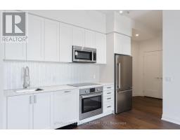 707 - 293 THE KINGSWAY, Toronto, Ontario