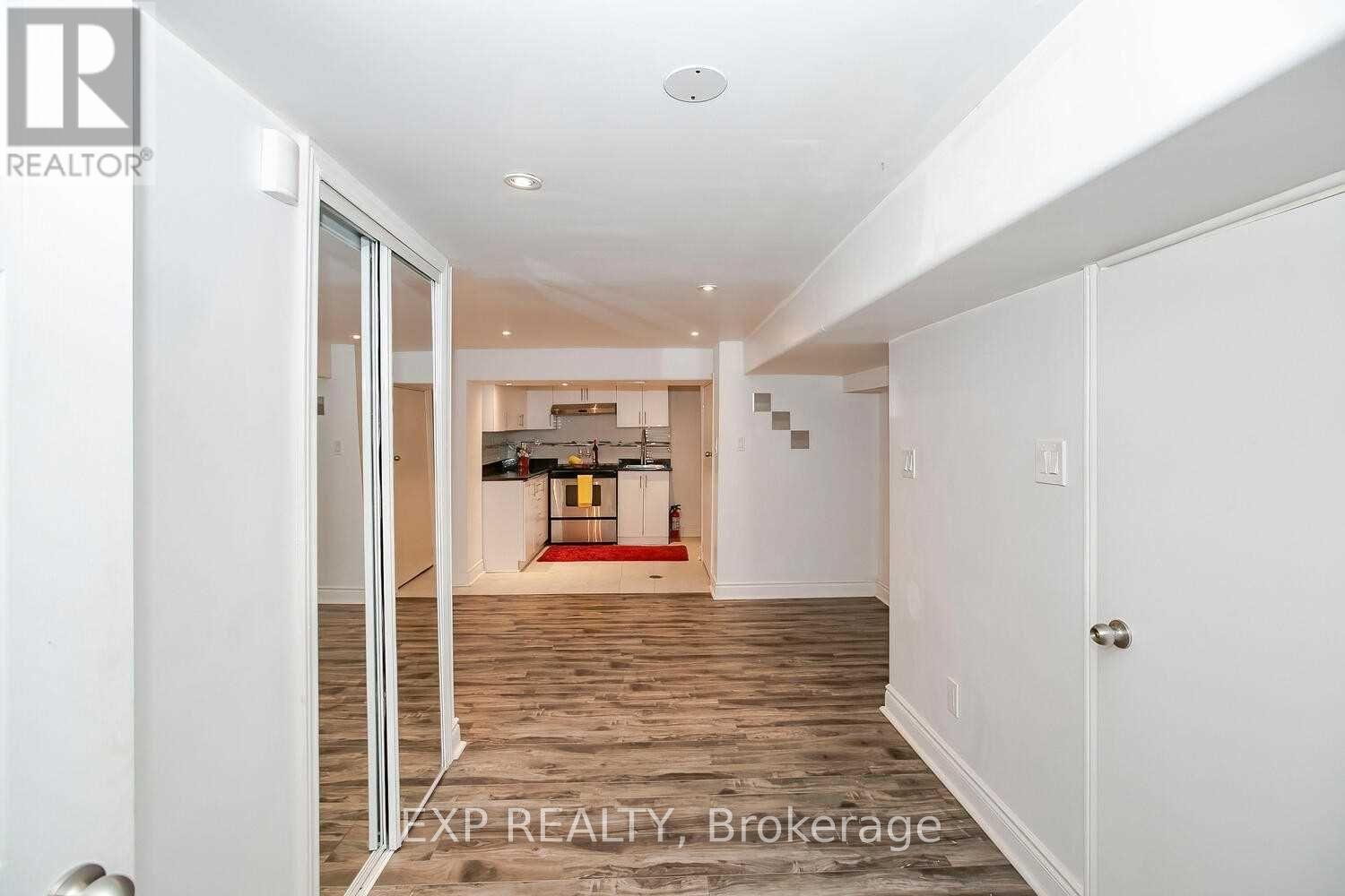 234 Pinetree Way, Mississauga, Ontario  L5G 2R2 - Photo 25 - W12889516