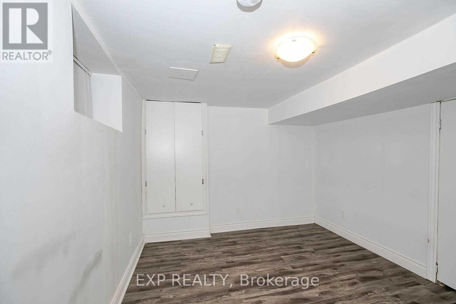 234 Pinetree Way, Mississauga, Ontario  L5G 2R2 - Photo 29 - W12889516