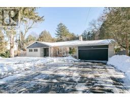 234 PINETREE WAY, Mississauga, Ontario