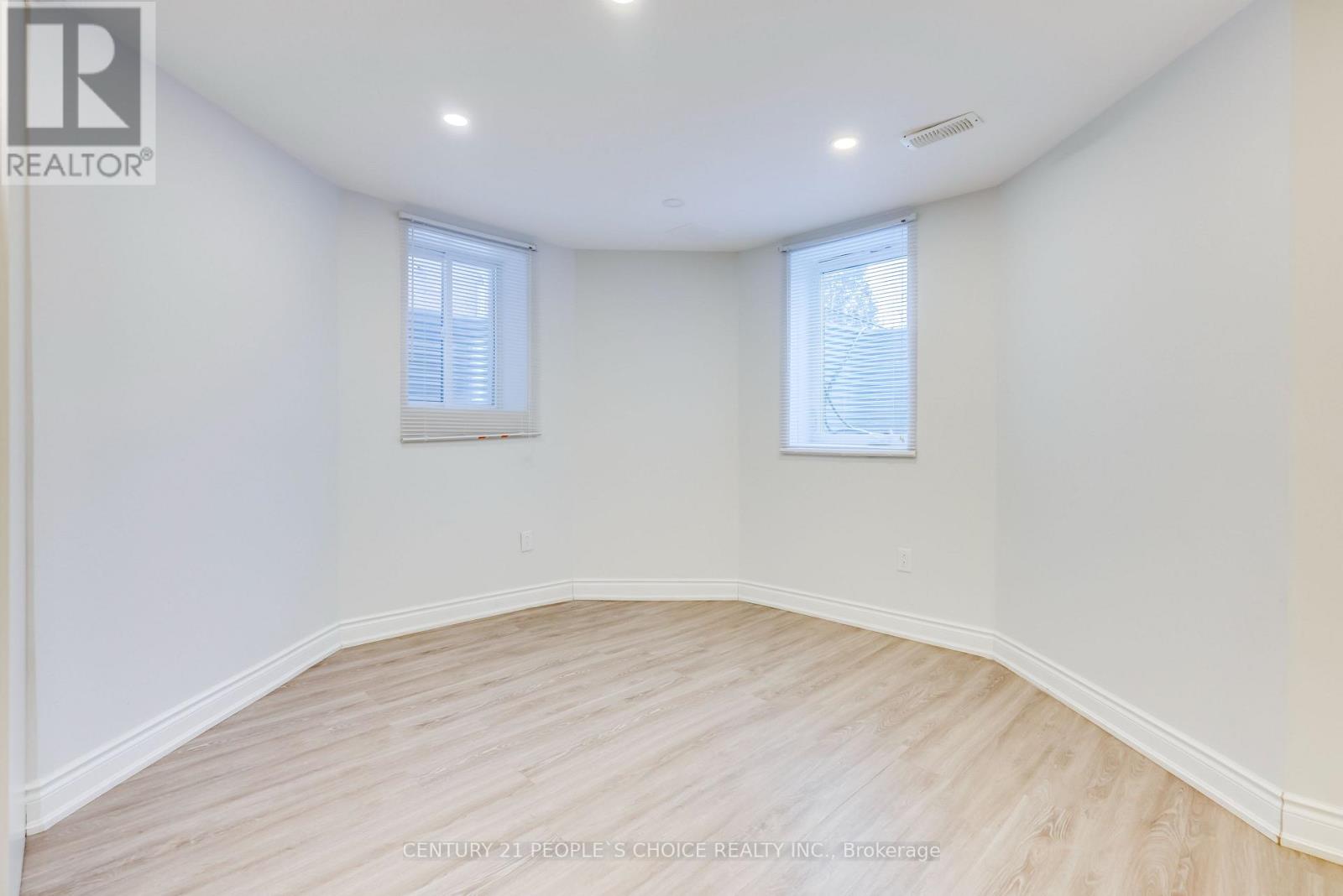 Bsmt - 411 Wettlaufer Terrace, Milton, Ontario  L9T 7N4 - Photo 12 - W12889540