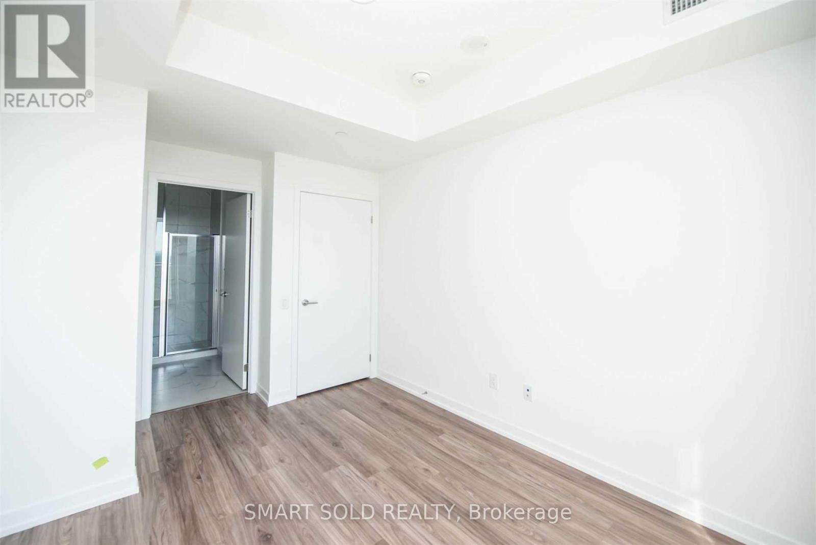 4110 - 4065 Confederation Parkway, Mississauga, Ontario  L5B 4N1 - Photo 10 - W12889552