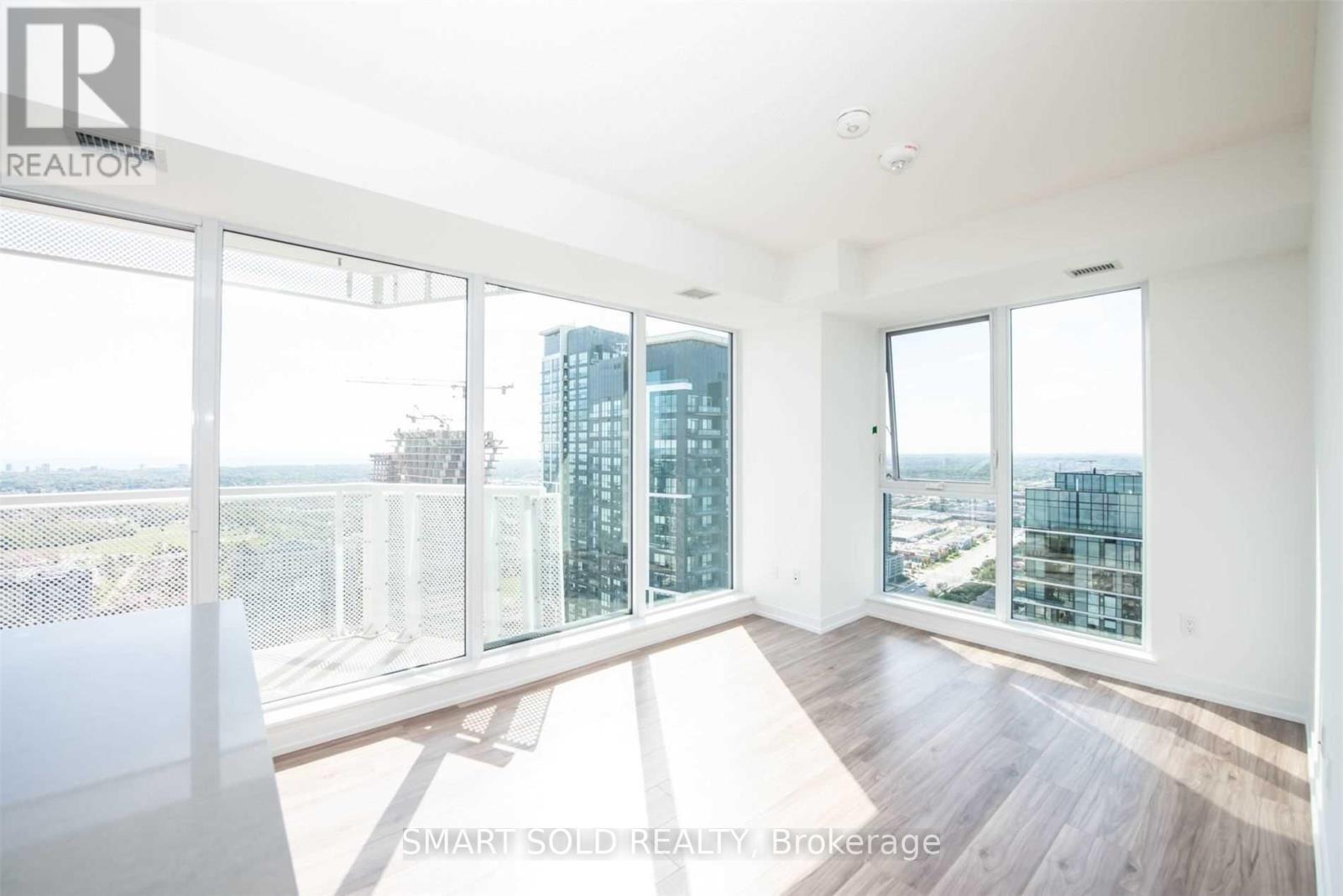 4110 - 4065 Confederation Parkway, Mississauga, Ontario  L5B 4N1 - Photo 2 - W12889552