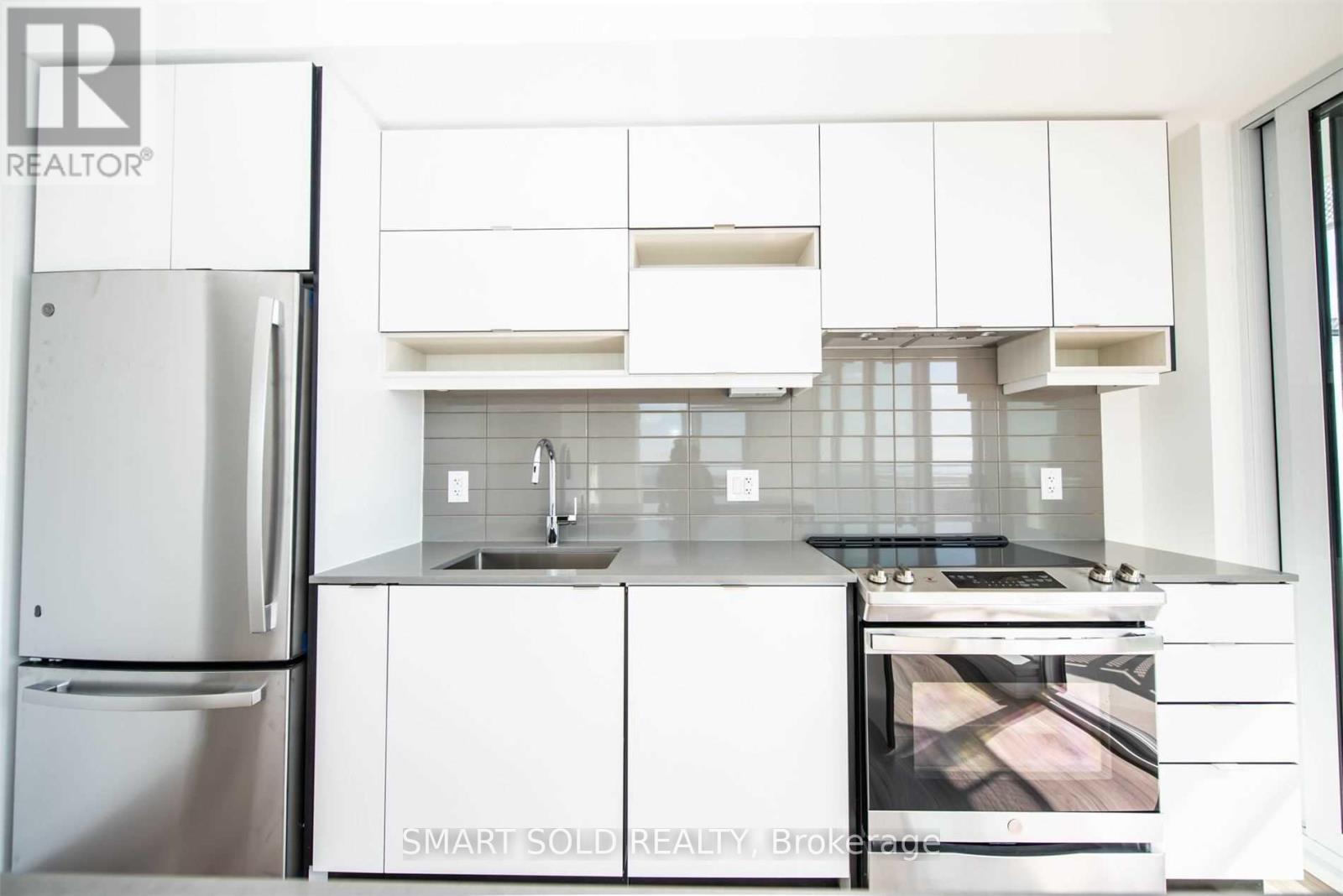 4110 - 4065 Confederation Parkway, Mississauga, Ontario  L5B 4N1 - Photo 6 - W12889552