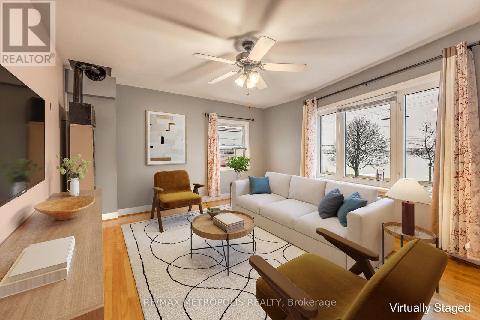 #1 Upper - 1548 St. Clair Parkway, St. Clair, Ontario  N0N 1H0 - Photo 8 - X12889574