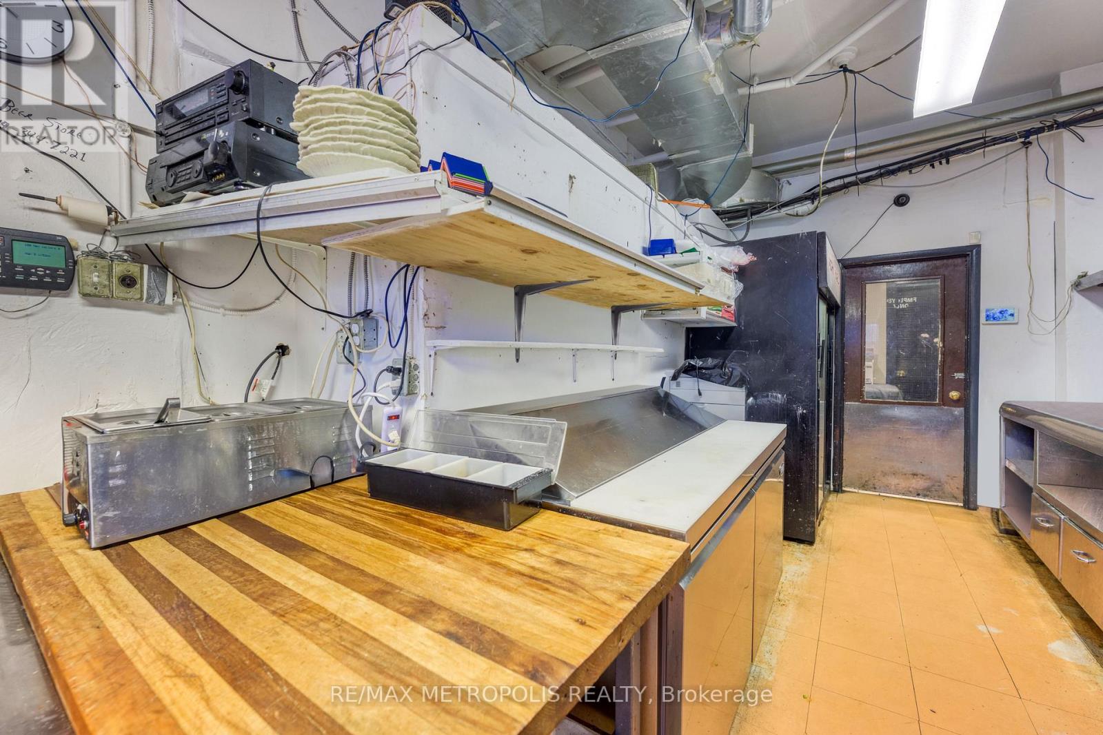 1548 St. Clair Parkway, St. Clair, Ontario  N0N 1H0 - Photo 14 - X12889576