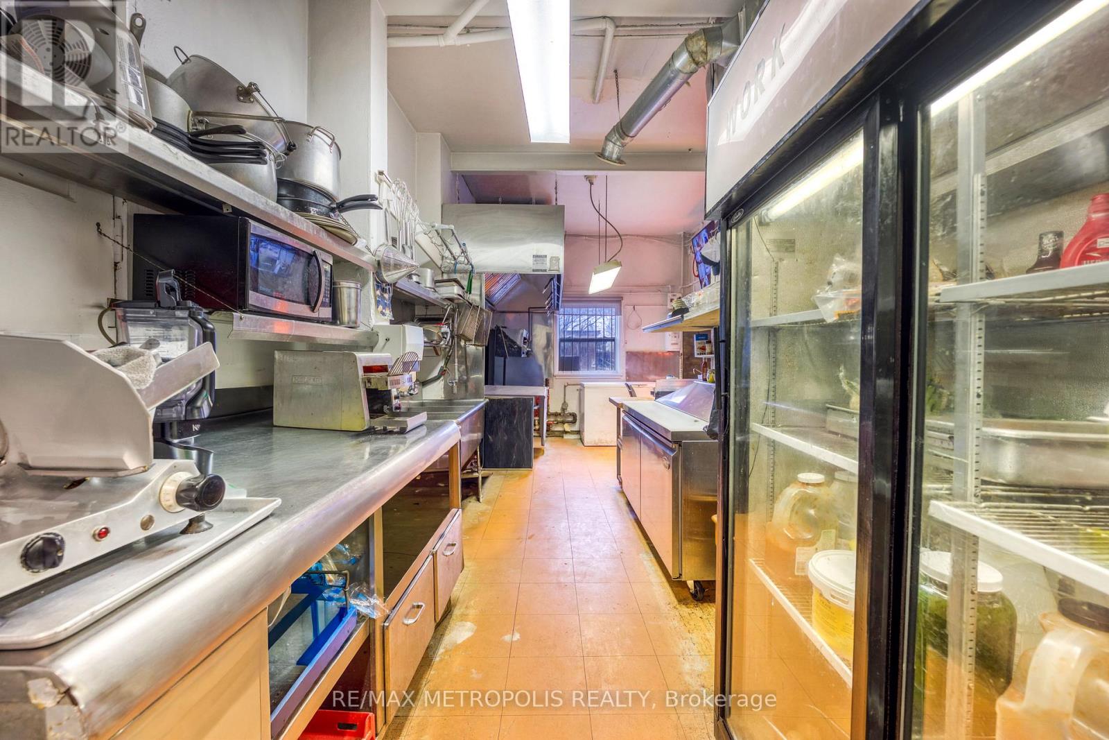 1548 St. Clair Parkway, St. Clair, Ontario  N0N 1H0 - Photo 16 - X12889576