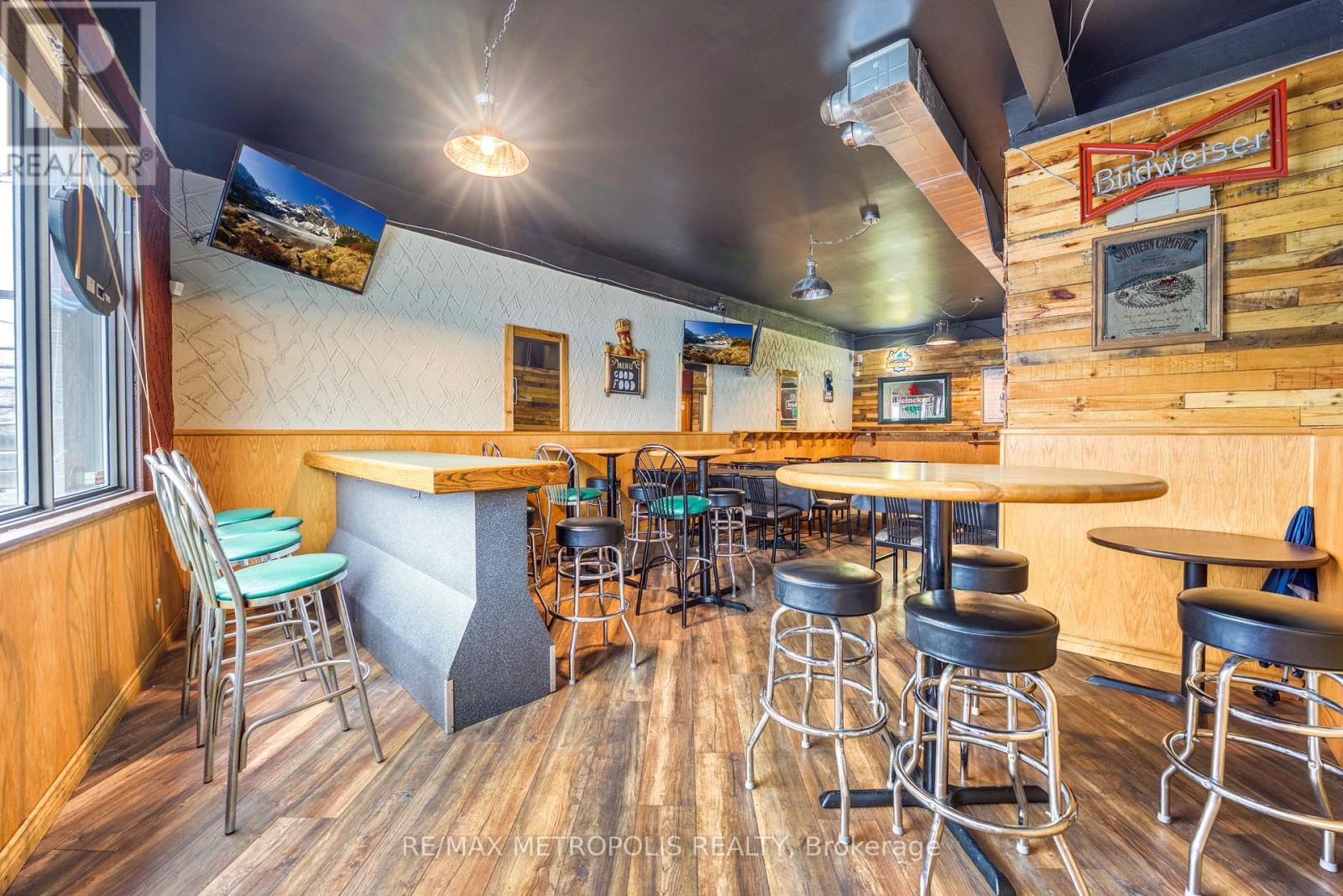 1548 St. Clair Parkway, St. Clair, Ontario  N0N 1H0 - Photo 28 - X12889576