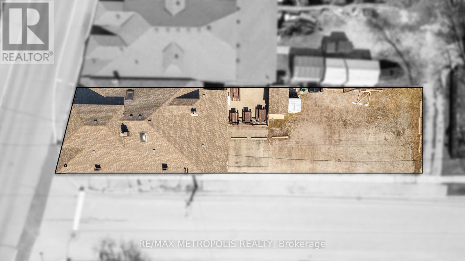 1548 St. Clair Parkway, St. Clair, Ontario  N0N 1H0 - Photo 35 - X12889576