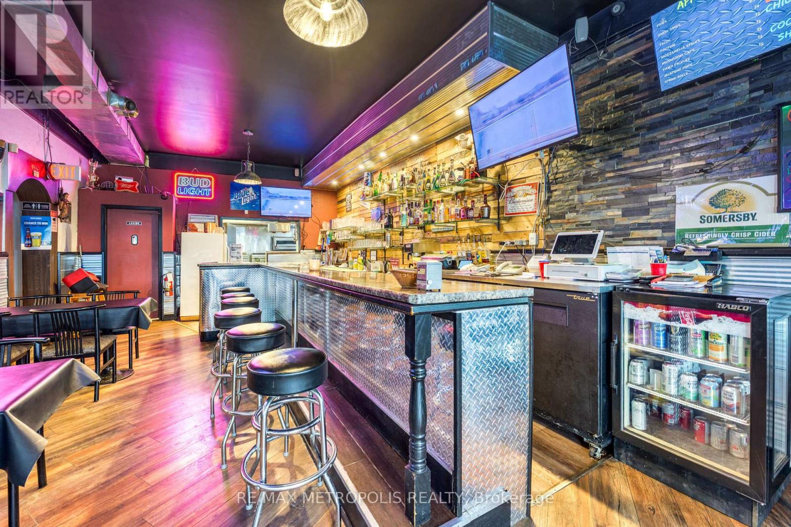 1548 St. Clair Parkway, St. Clair, Ontario  N0N 1H0 - Photo 5 - X12889576