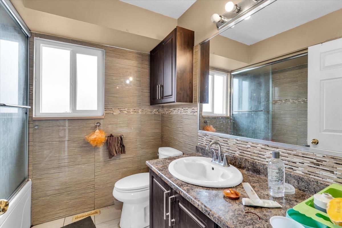 6848 135 Street, Surrey, British Columbia  V3W 4W6 - Photo 9 - R3091773