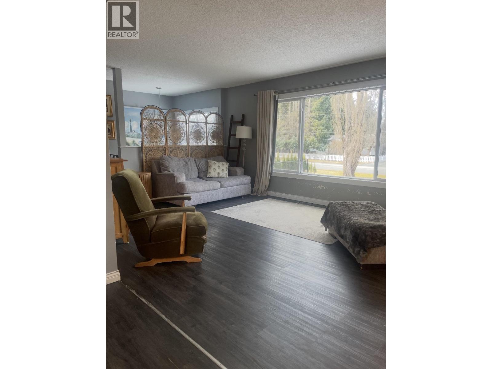 A 4907 Mills Avenue, Terrace, British Columbia  V8G 1C3 - Photo 9 - R3100360