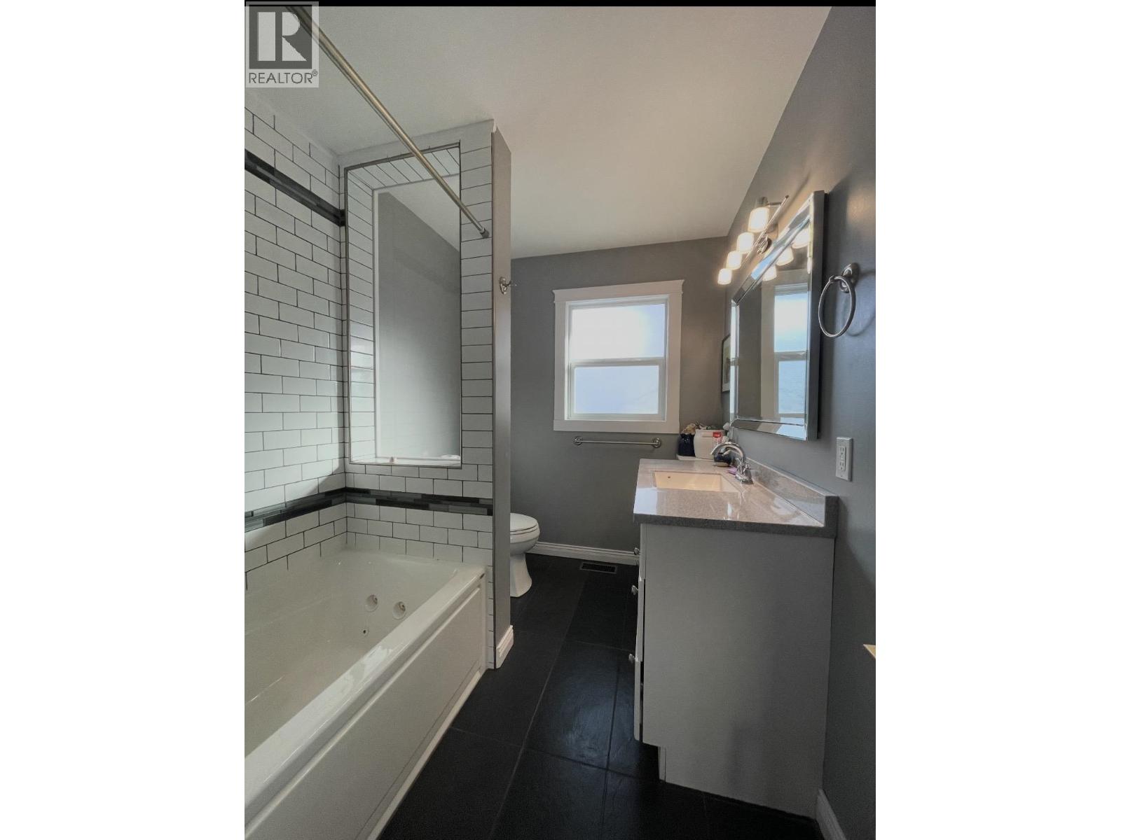 A 4907 Mills Avenue, Terrace, British Columbia  V8G 1C3 - Photo 18 - R3100360