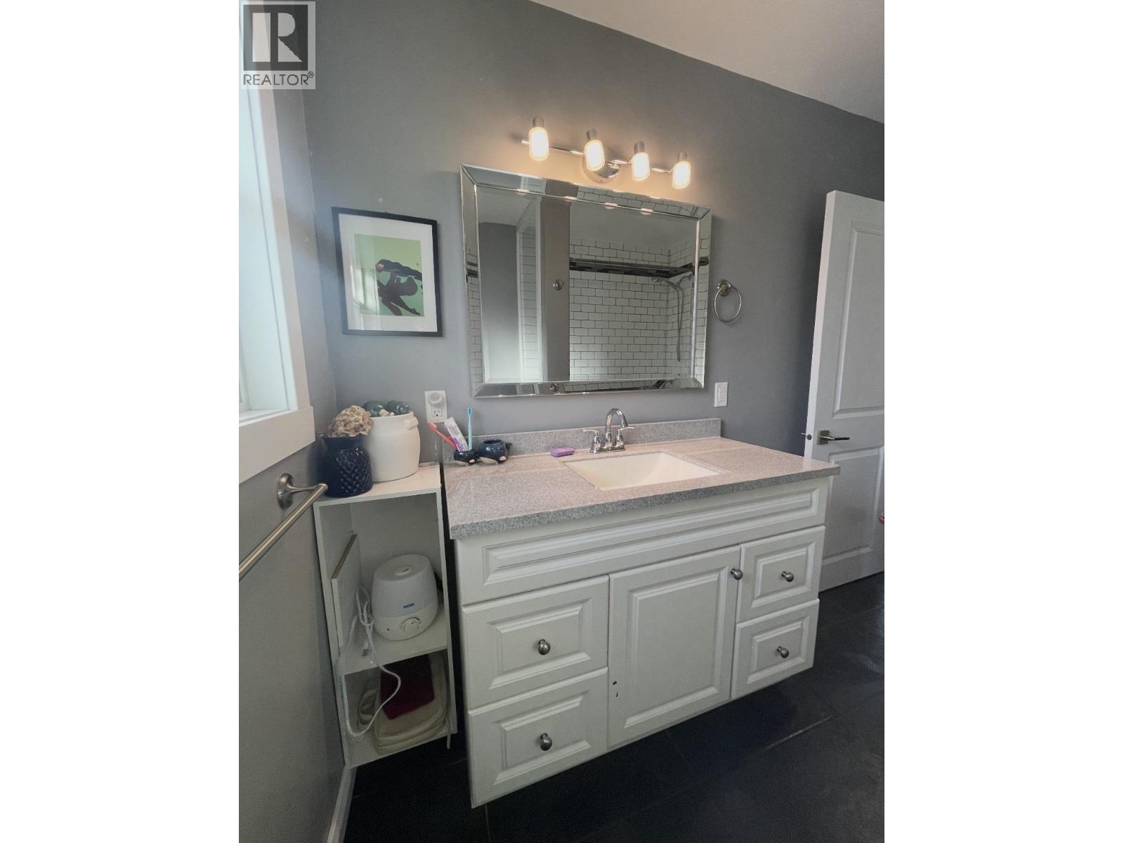 A 4907 Mills Avenue, Terrace, British Columbia  V8G 1C3 - Photo 17 - R3100360