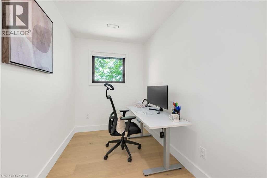 162 Stone Church Road E, Hamilton, Ontario  L9B 1A9 - Photo 34 - 40773966