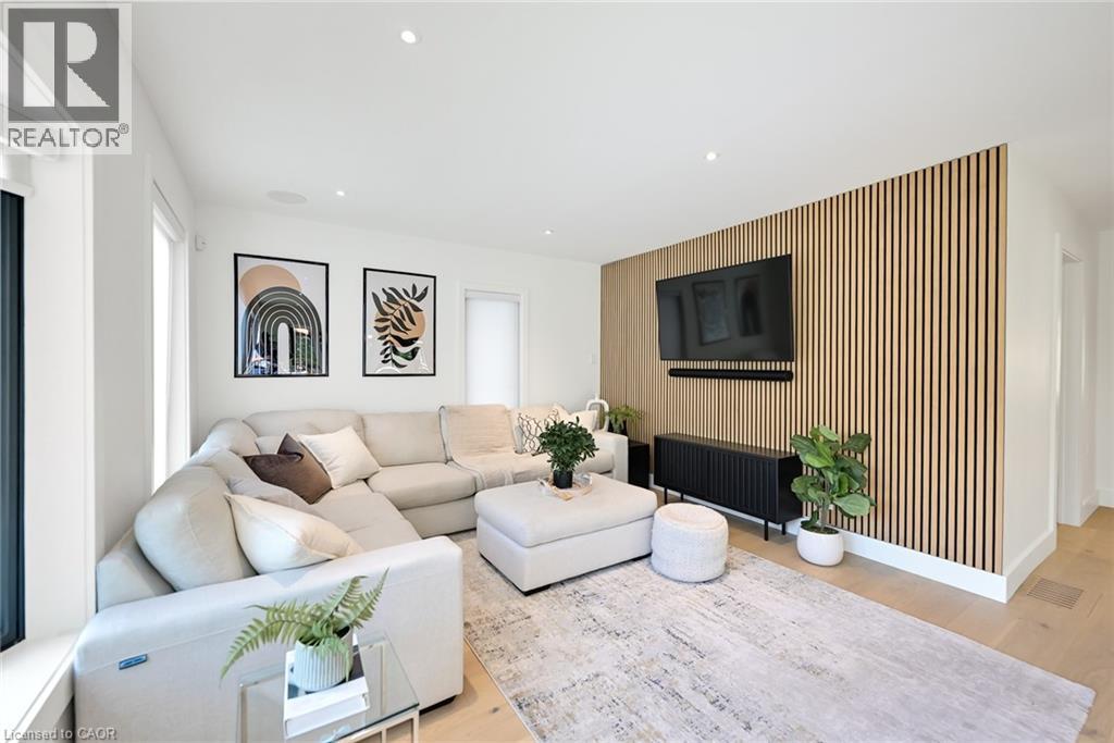 162 Stone Church Road E, Hamilton, Ontario  L9B 1A9 - Photo 15 - 40773966