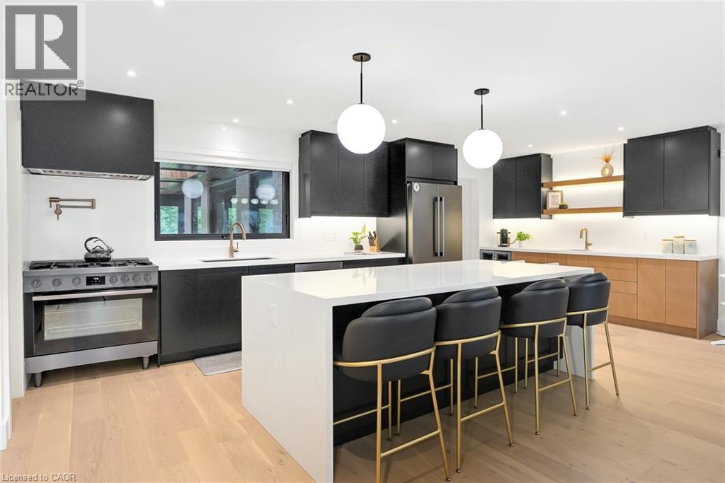 162 Stone Church Road E, Hamilton, Ontario  L9B 1A9 - Photo 4 - 40773966