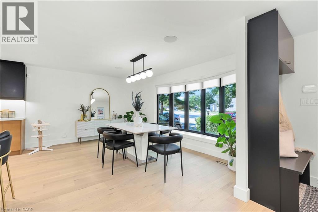 162 Stone Church Road E, Hamilton, Ontario  L9B 1A9 - Photo 10 - 40773966