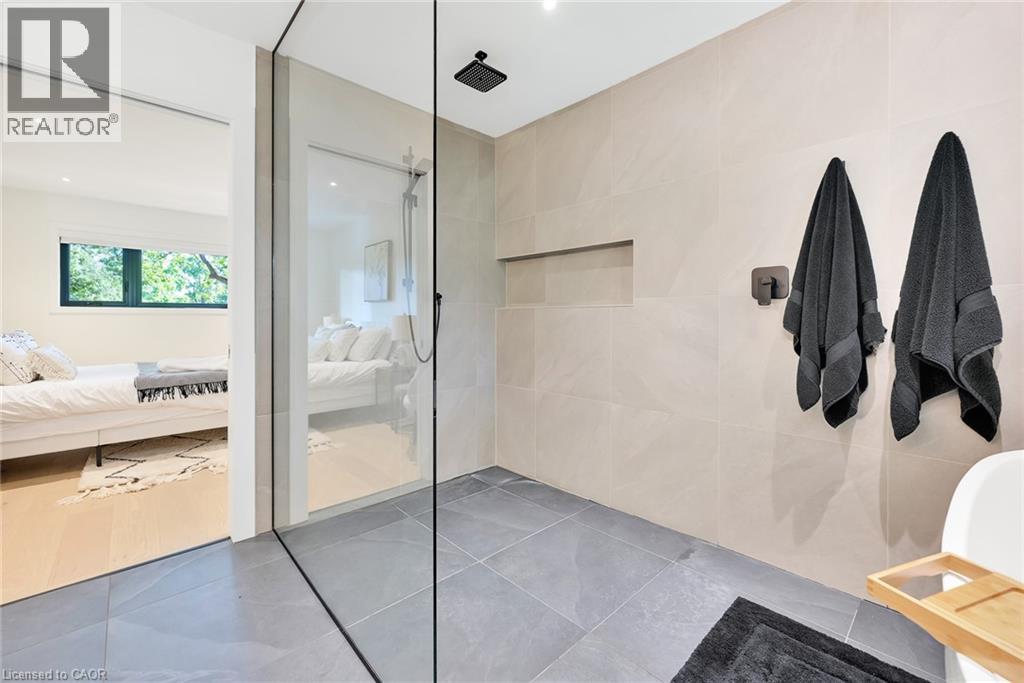 162 Stone Church Road E, Hamilton, Ontario  L9B 1A9 - Photo 22 - 40773966