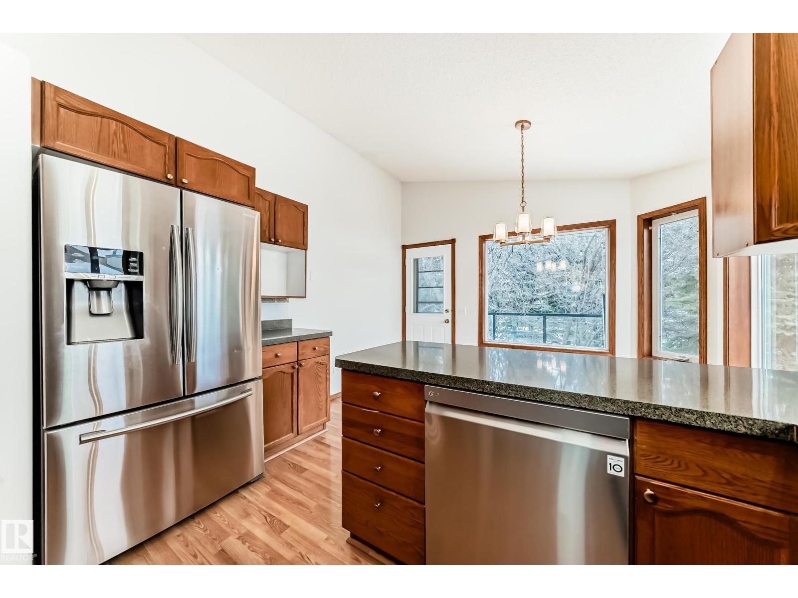 15 Olmstead Co, St. Albert, Alberta  T8N 6R5 - Photo 7 - E4477236