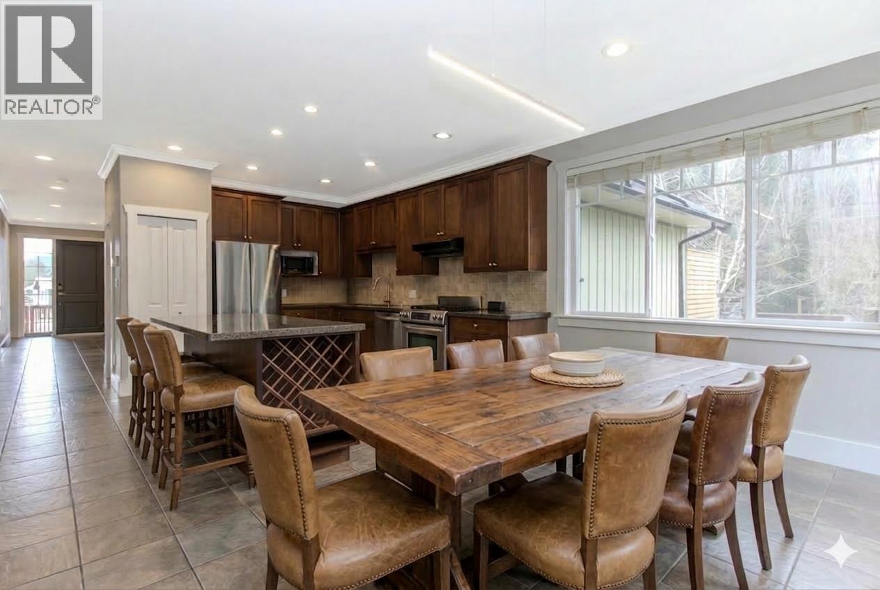 1003 Ash Place, Squamish, British Columbia  V8B 0W2 - Photo 11 - R3100352